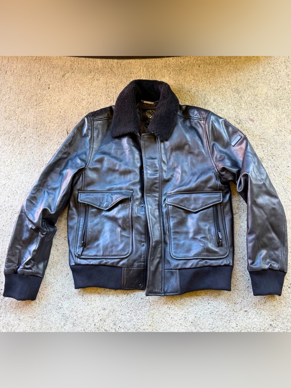 VINCE CAMUTO Men’s Black 100% Genuine Leather Bomber Jacket Shearling Size Large
